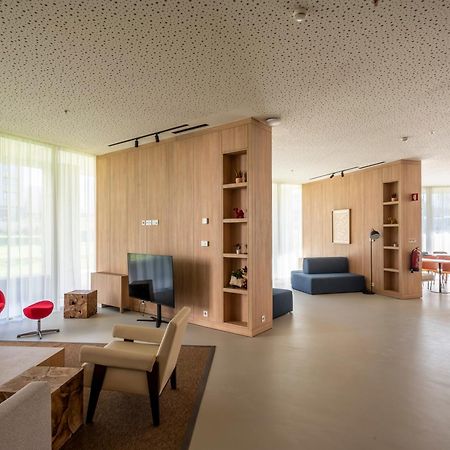 Micampus Porto Tower Student Residence Екстериор снимка
